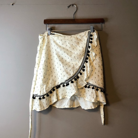 MINKPINK Dresses & Skirts - Minkpink cream black Pom Pom wrap skirt small